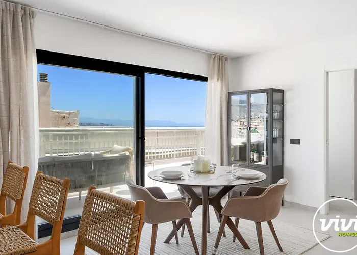 Vivi Homes - Cuevas * 푸엔히롤라